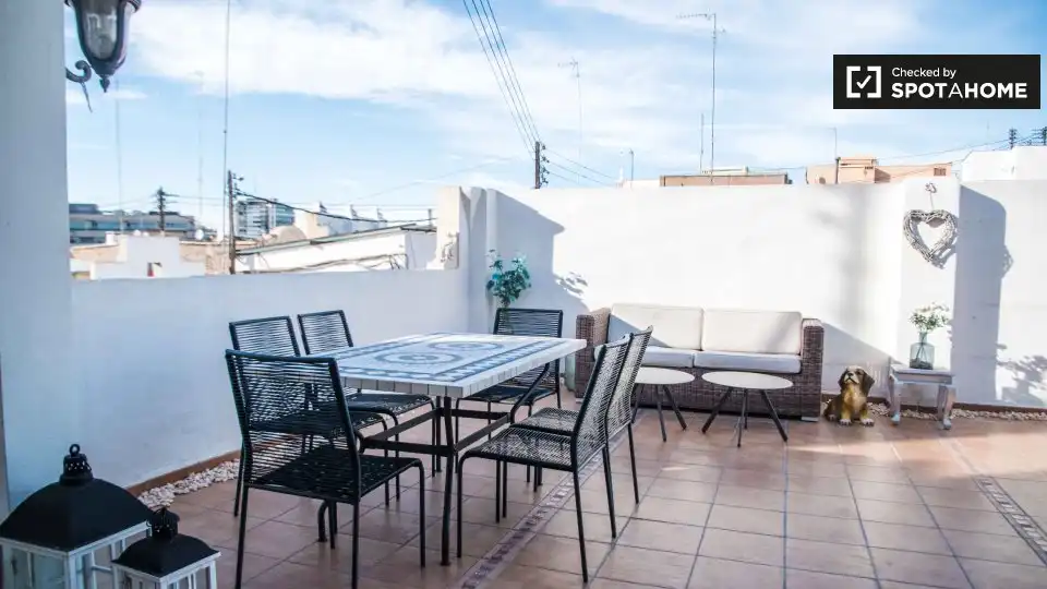 Terraza de Piso de alquiler en Valencia con Aire acondicionado, Calefacción y Amueblado