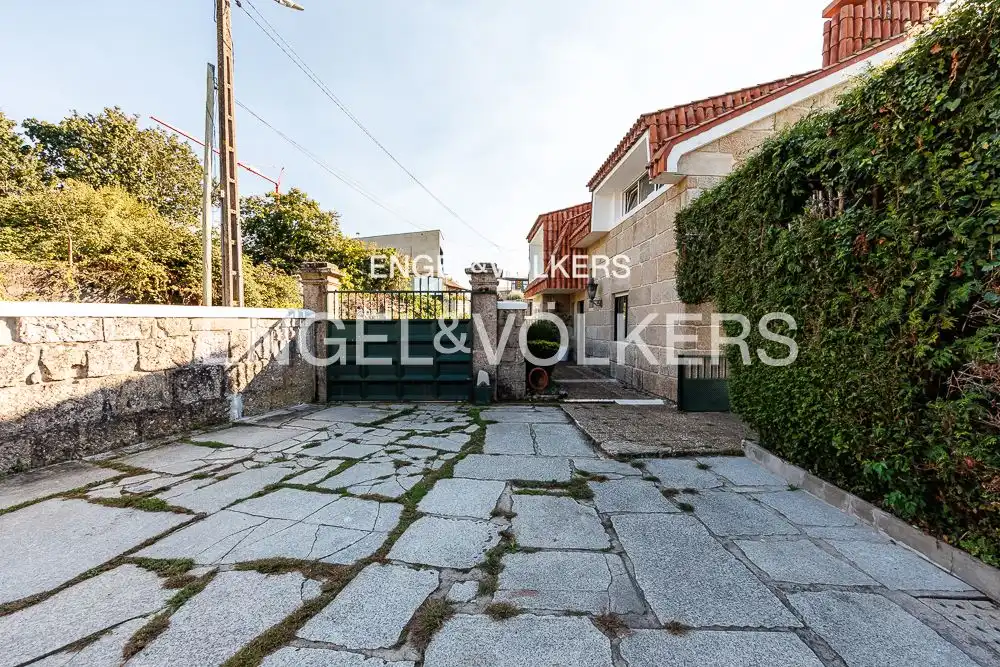 Exterior view of Houses for sale in Vigo   with Heating, Private garden and Terrace
