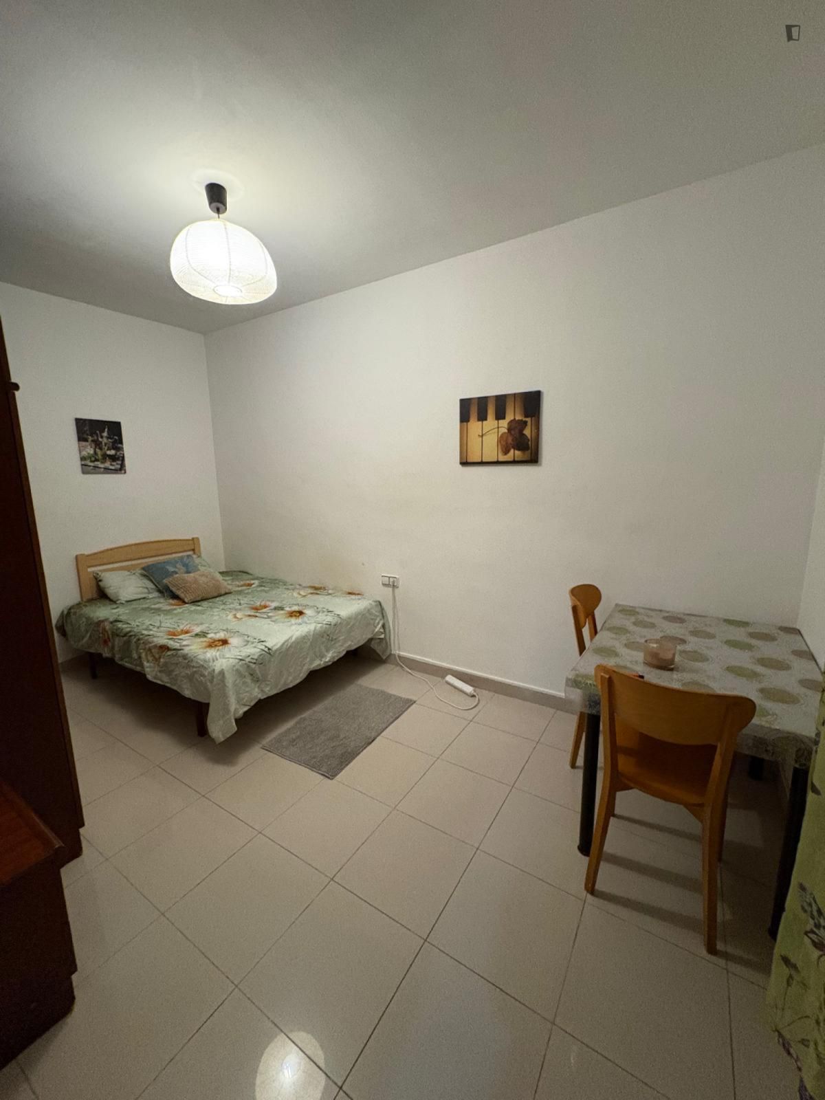 Bedroom of Apartment to share in  Barcelona Capital  with Furnished and Oven