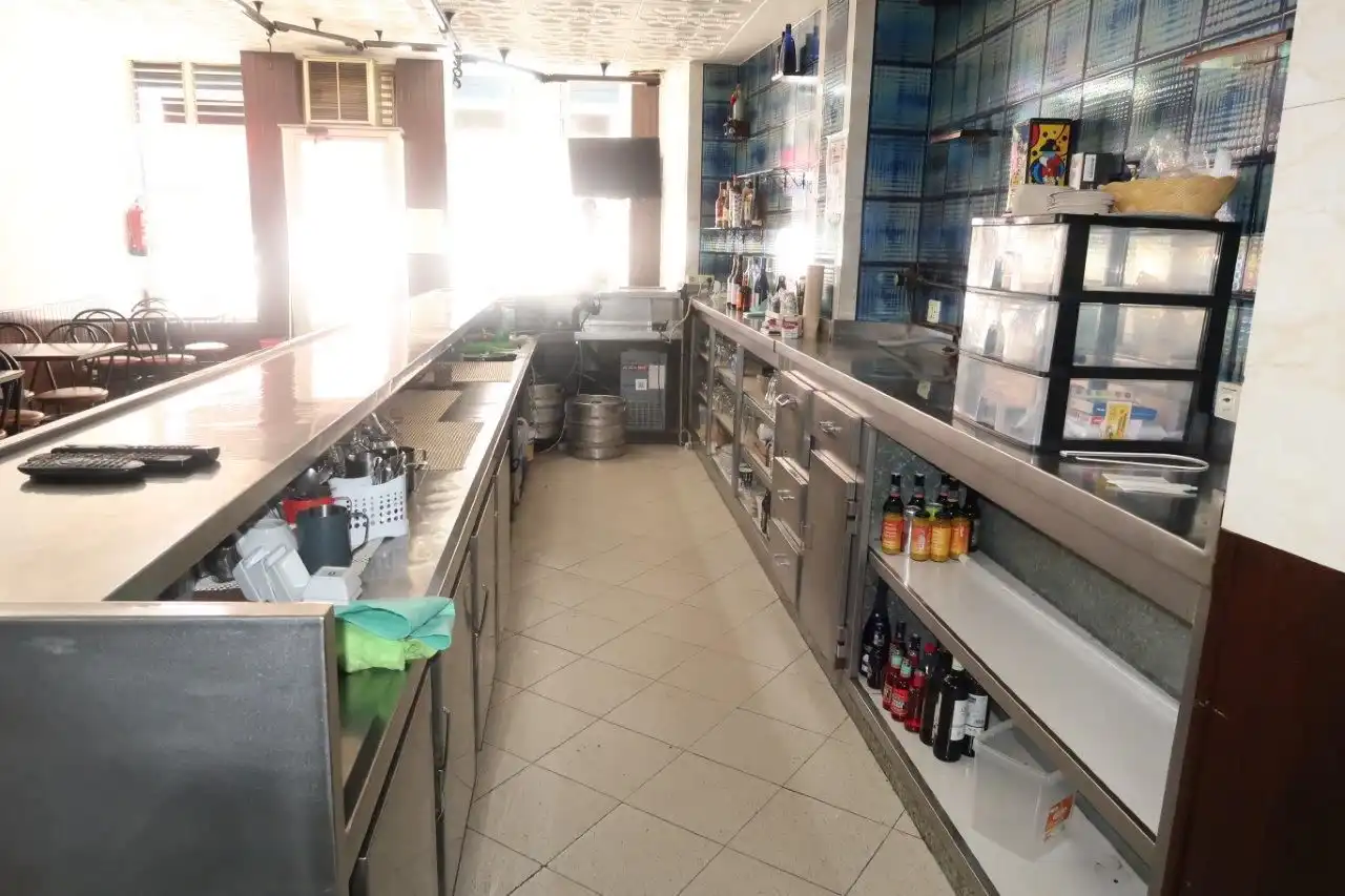 Cuina de Local de lloguer en A Coruña Capital 