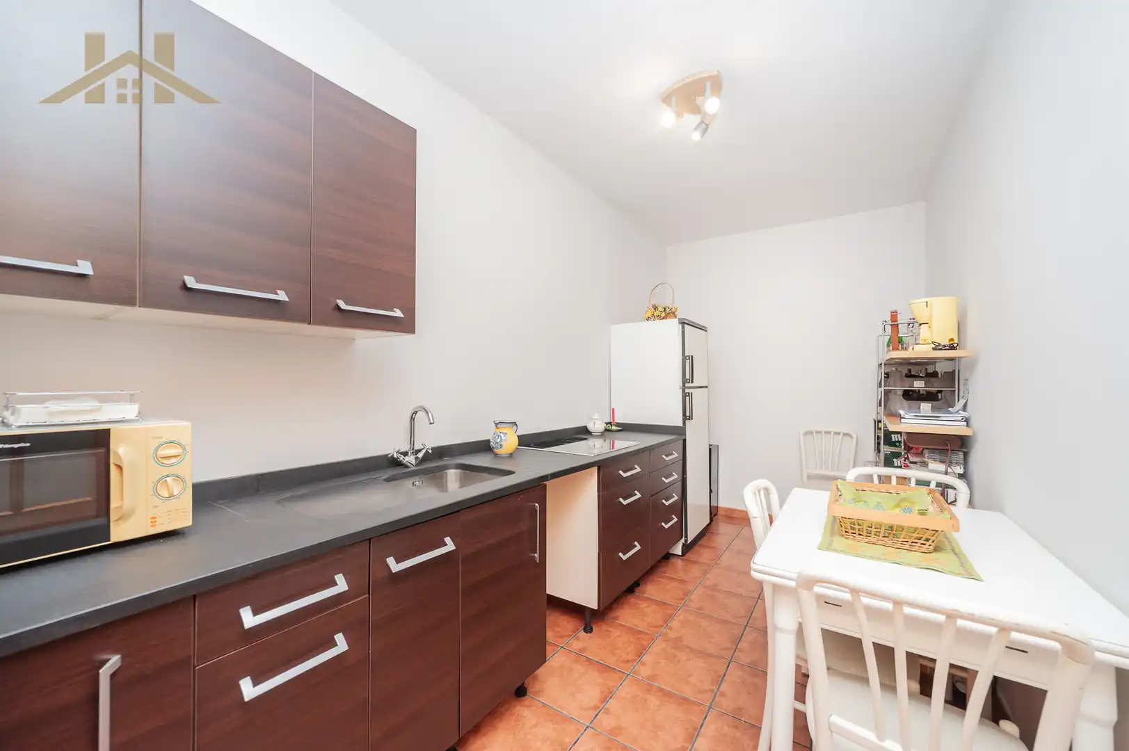 Cuina de Casa o xalet en venda en Arroyomolinos (Madrid) amb Aire condicionat, Calefacció i Jardí privat