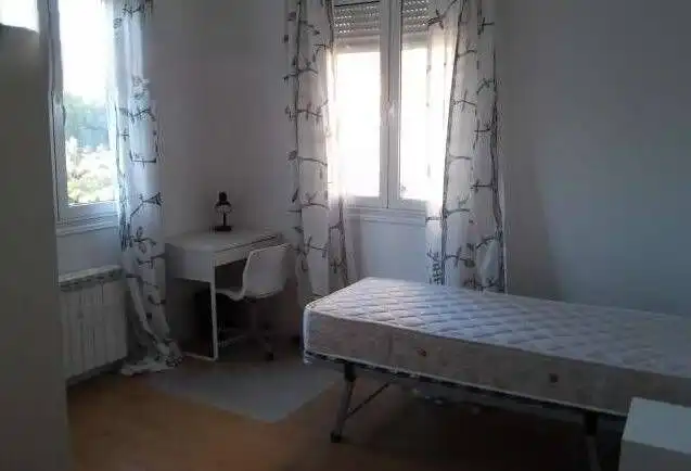 Bedroom of Flat for rent in Vigo   with Heating and Furnished