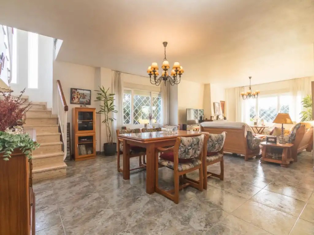 Dining room of Houses for sale in Elche / Elx  with Air Conditioner, Private garden and Terrace