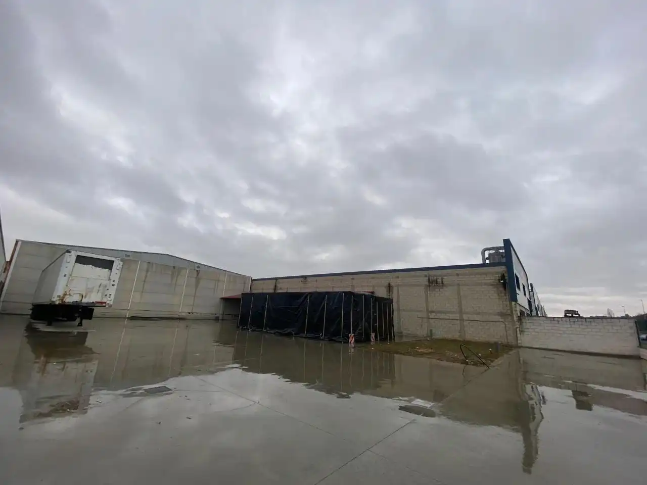 Exterior view of Industrial land for rent in Villaquilambre