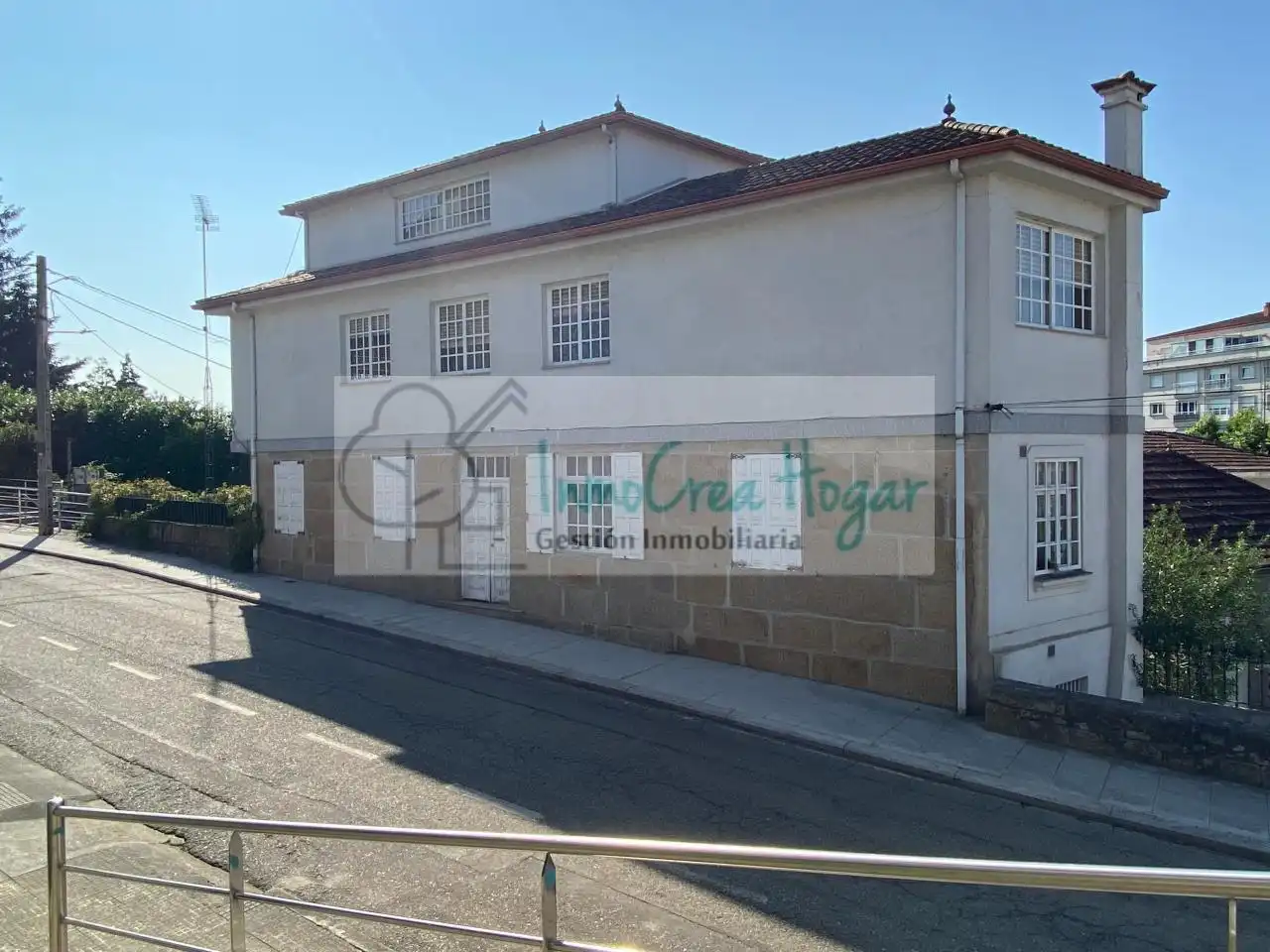 Casa con jardín en venta en Ponteareas