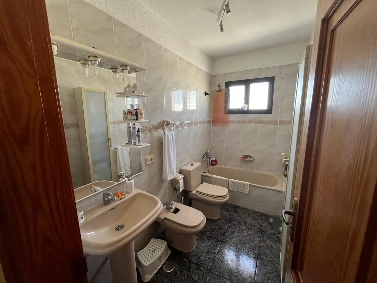 Baño de Piso en venta en Los Realejos con Terraza y Balcón