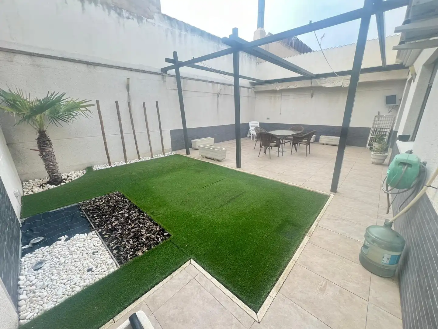 Terraza de Casa adosada en venta en Carrión de Calatrava con Aire acondicionado, Calefacción y Jardín privado