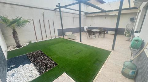 Foto 2 de Casa adosada en venta en Carrión de Calatrava, Ciudad Real