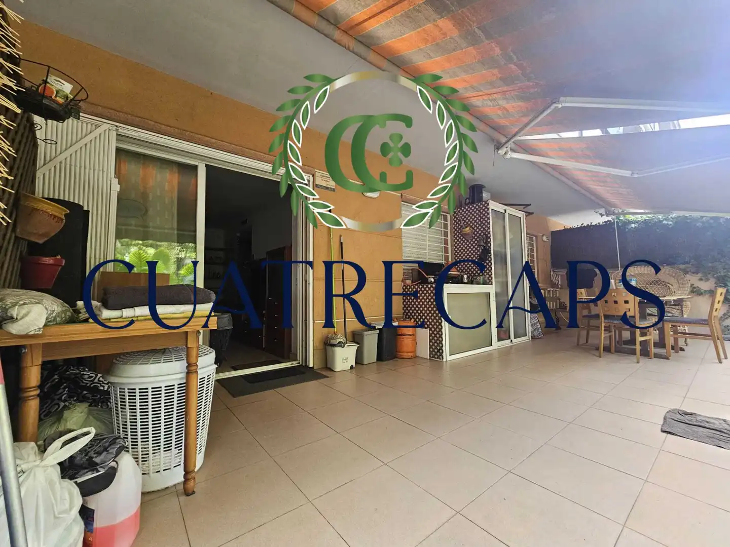 Piso en venta en Carrer de Monturiol, El Clot