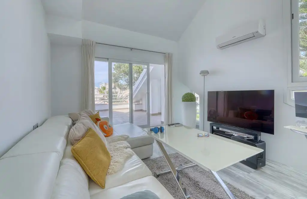 Sala de estar de Dúplex en venta en Calvià con Terraza, Trastero y Piscina comunitaria