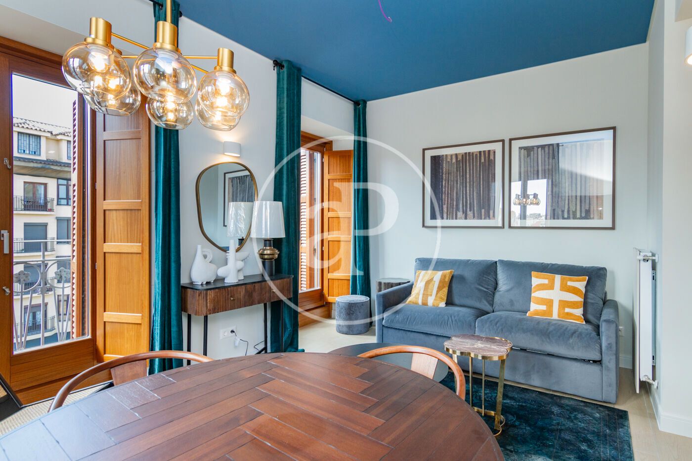 Menjador de Pis de lloguer en  Madrid Capital amb Aire condicionat, Calefacció i Moblat