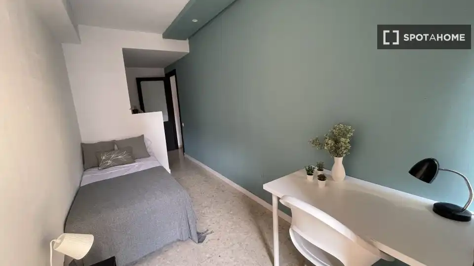 Room in Parque María Luisa -Giralda Sur