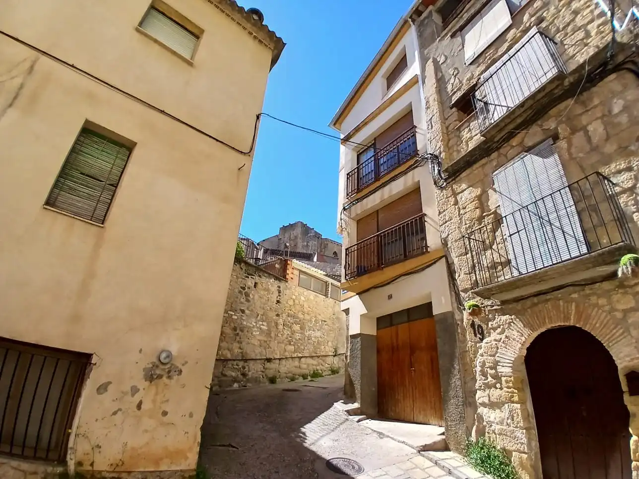 Vista exterior de Casa o xalet en venda en Mazaleón amb Aire condicionat, Calefacció i Balcó