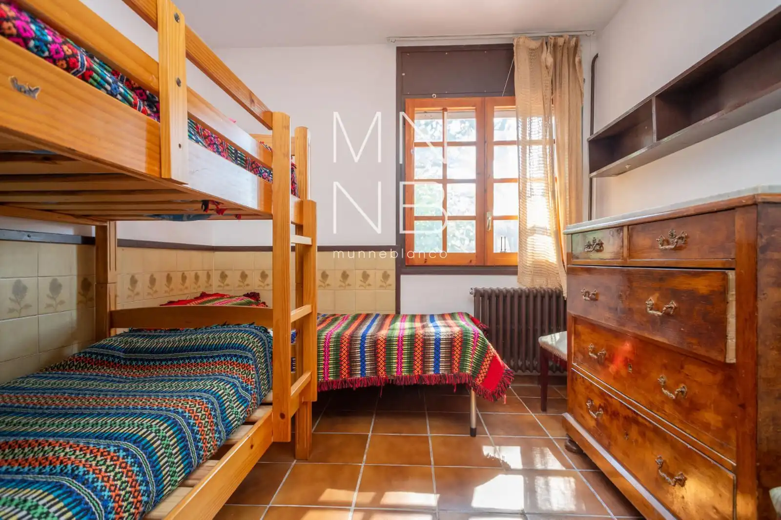 Schlafzimmer von Haus oder Chalet zur Miete in Òrrius mit Heizung, Schwimmbad und Möbliert