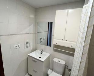 Bathroom of Apartment to share in  Murcia Capital  with Air Conditioner and Terrace