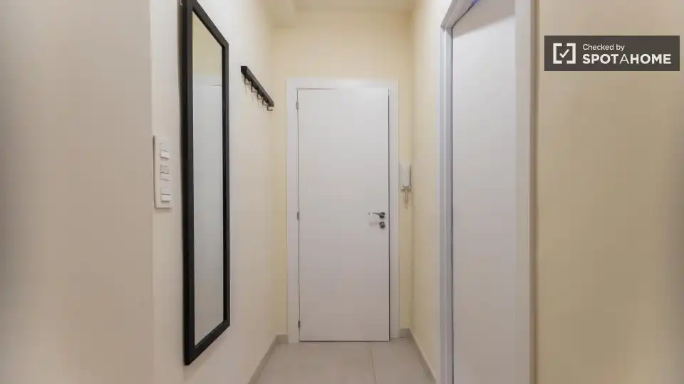 Flat with terrace to rent in L'Eixample, imagen 2