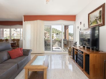 Haus mit Balkon zum Verkauf in Carrer de Cànoves