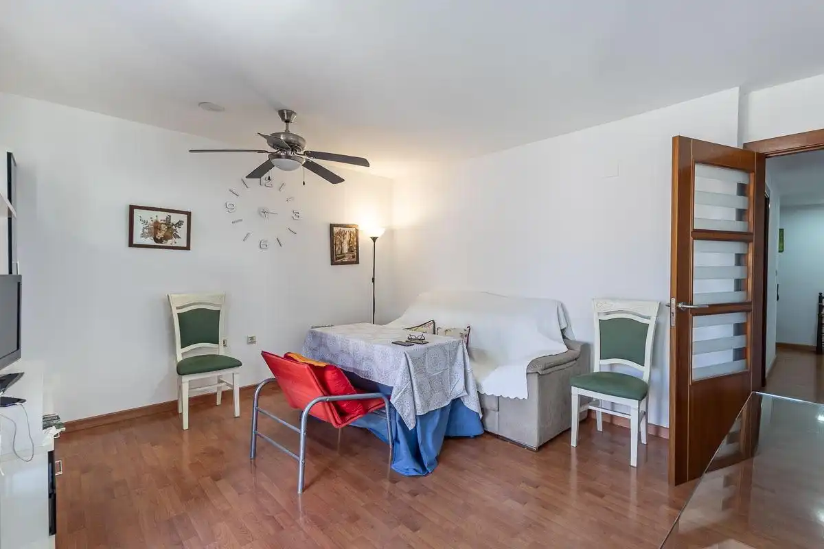 Flat with lift for sale in Calle MAESTRO NOGUEROL, imagen 3