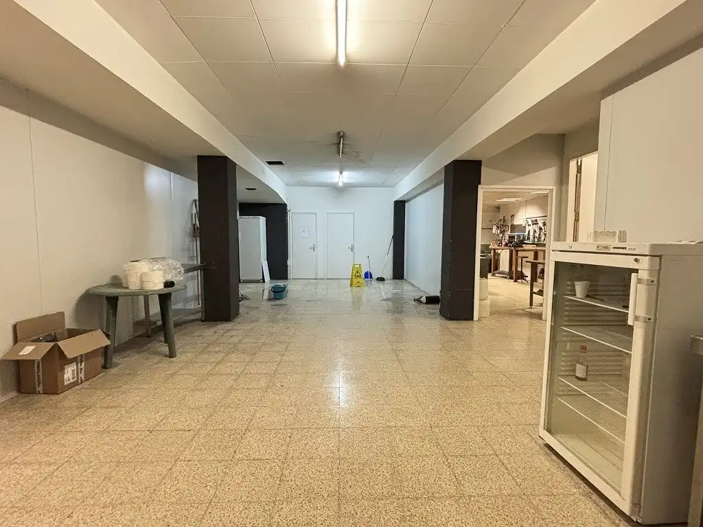 Business premises for sale in Olot, imagen 12