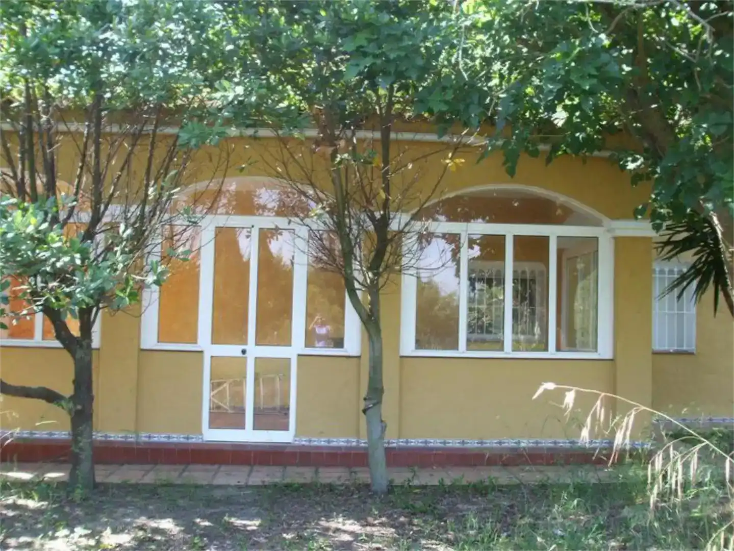 Vista exterior de Pis en venda en Bollullos de la Mitación amb Piscina i Balcó