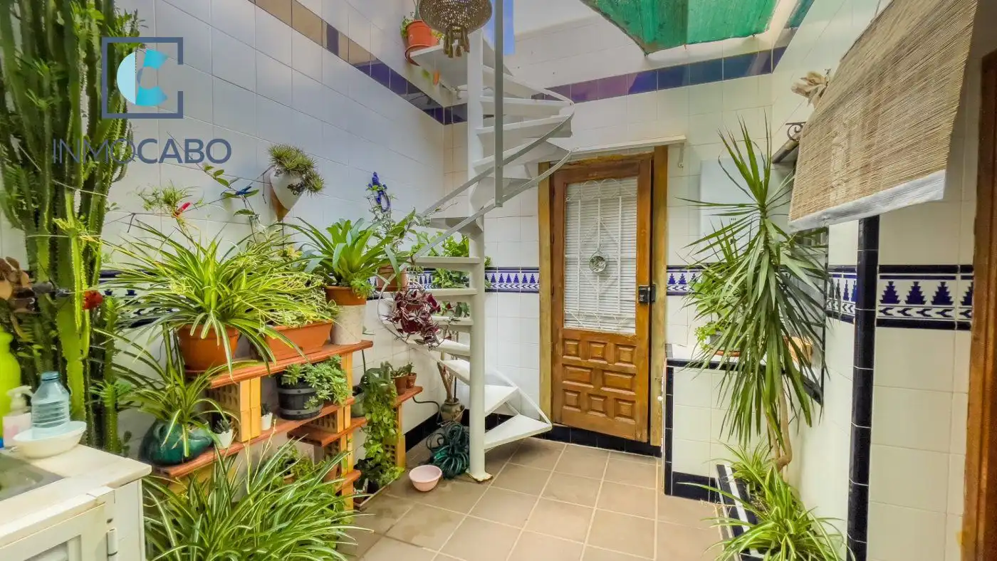 Casa o xalet en venda en Cartagena amb Terrassa i Moblat