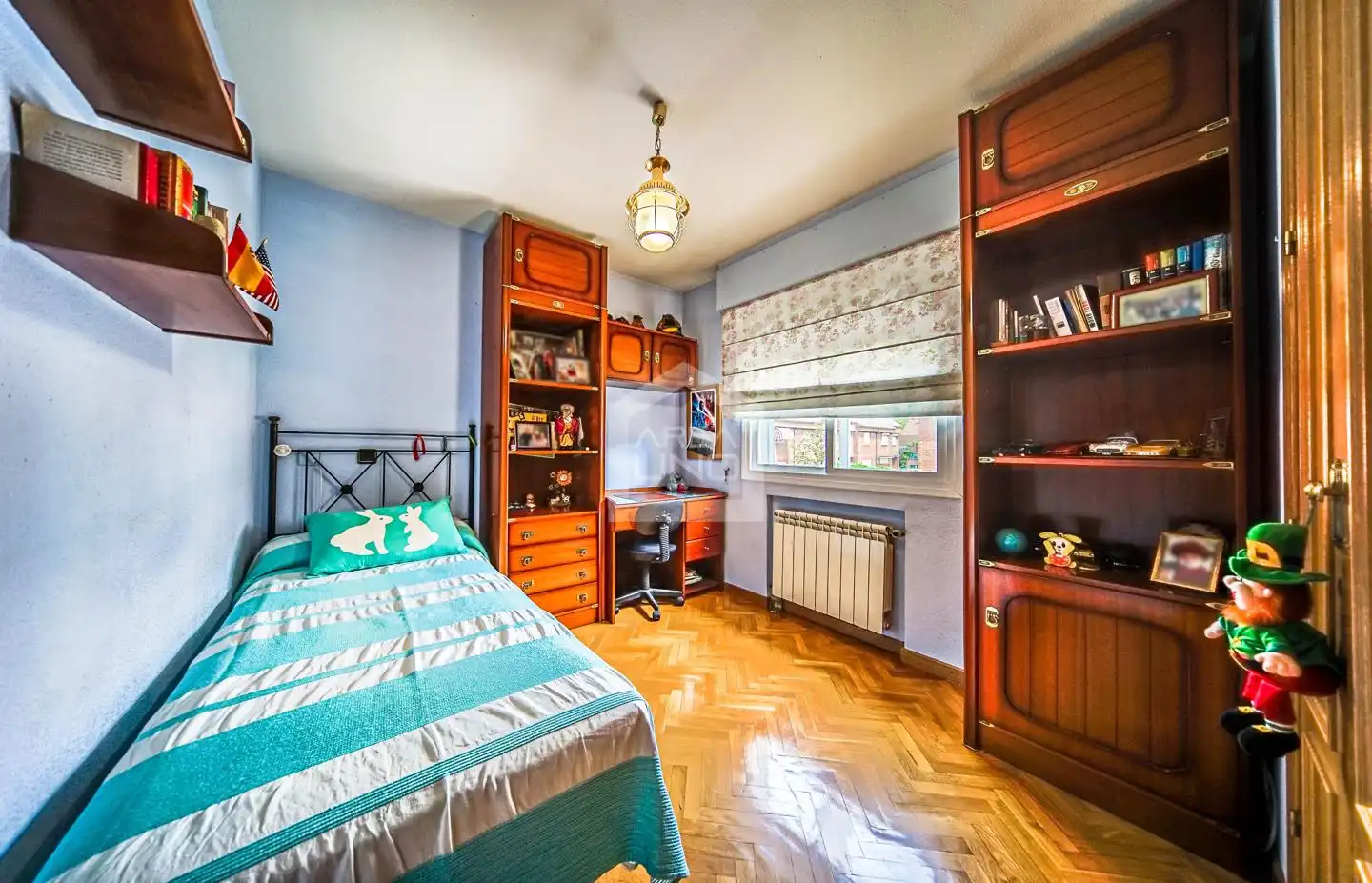 Dormitori de Casa adosada en venda en Alcorcón amb Aire condicionat, Calefacció i Parquet