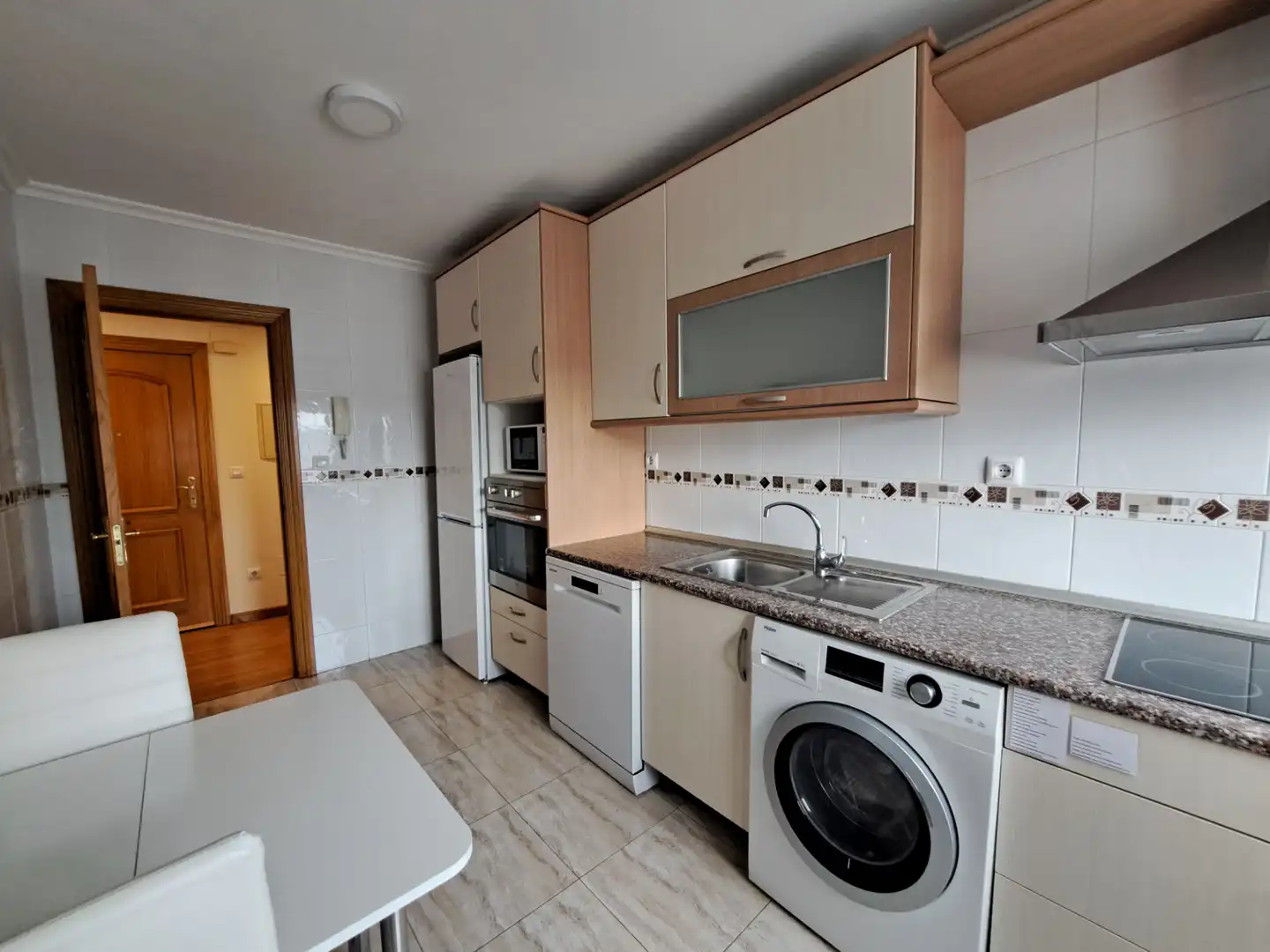 Cocina de Apartamento de alquiler en San Andrés del Rabanedo con Calefacción, Parquet y Trastero