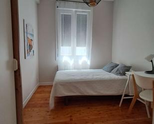 Bedroom of Flat to share in Bilbao   with Air Conditioner, Heating and Terrace