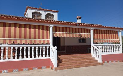 Exterior view of House or chalet for sale in Alcalá de Guadaira  with Air Conditioner, Swimming Pool and Furnished