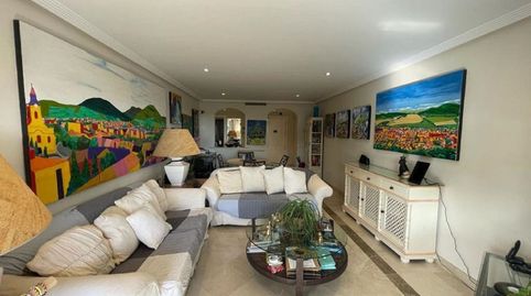 Foto 4 de Apartamento en venta en Los Arqueros - Puerto del Almendro, Benahavís