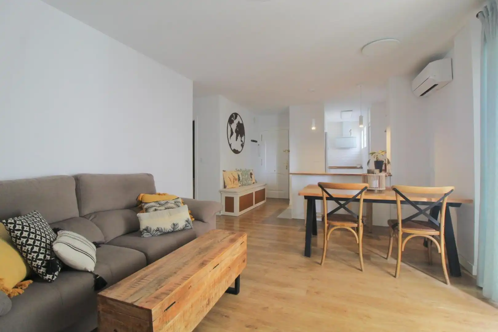 Schlafzimmer von Wohnungen zum Verkauf in Torrevieja mit Terrasse und Möbliert