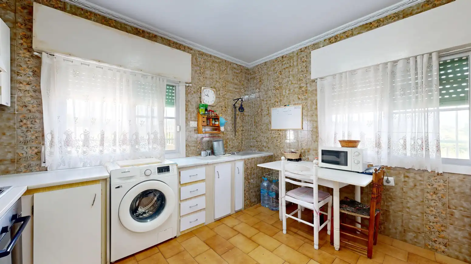 Cuina de Casa o xalet en venda en Sagunto / Sagunt amb Terrassa i Piscina