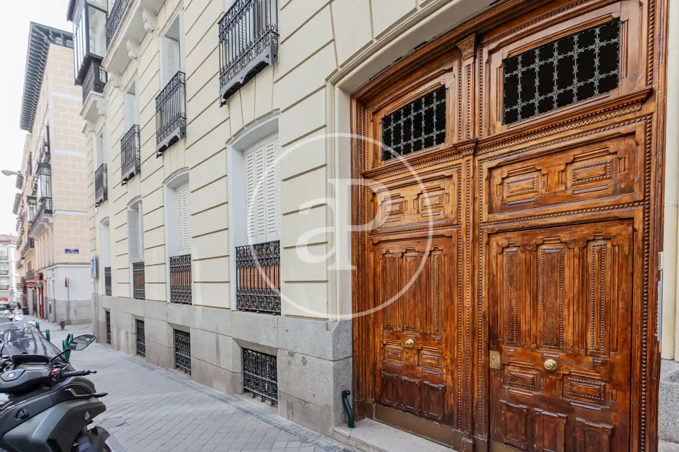 Exterior view of Flat for sale in Madrid  with Air Conditioner, Heating and Furnished