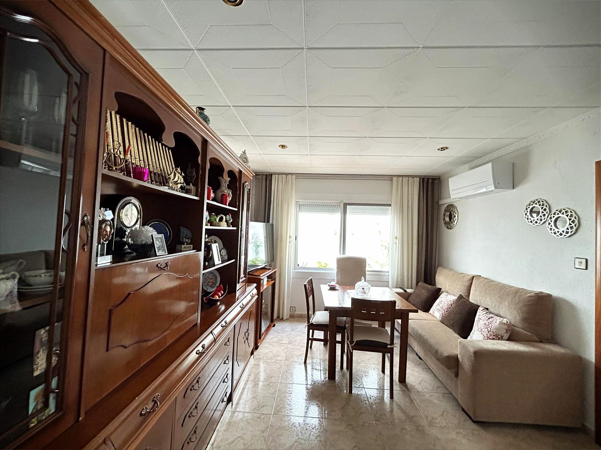 Sala d'estar de Planta baixa en venda en Mataró amb Calefacció i Terrassa