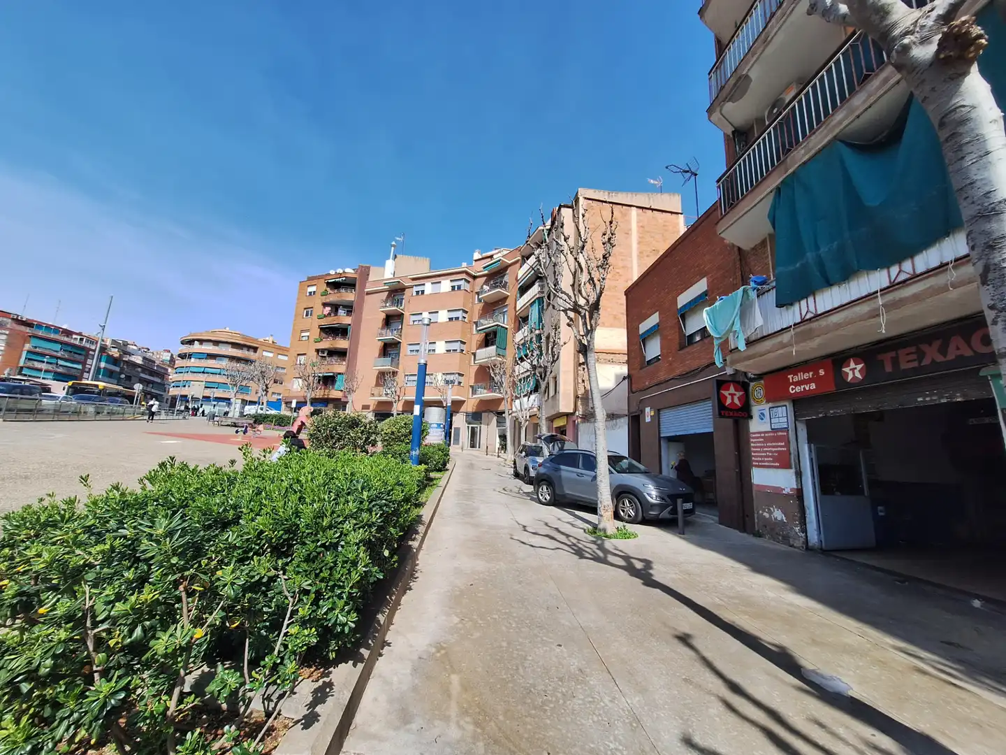 Vista exterior de Residencial en venta en Badalona