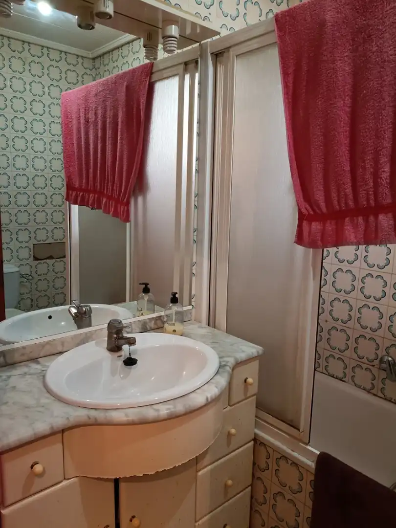 Baño de Ático en venta en Elche / Elx con Terraza y Amueblado