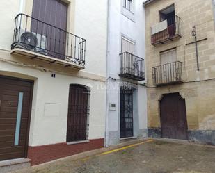 Vista exterior de Casa o xalet en venda en Úbeda amb Aire condicionat, Calefacció i Terrassa