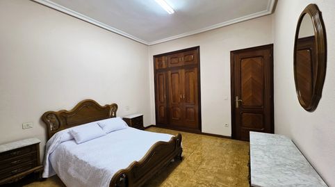 Foto 3 de Casa adosada en venta en El Berrón - Avda. de Langreo, 27, El Berrón - La Carrera, Siero
