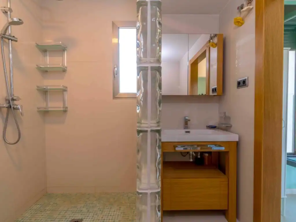Bany de Casa o xalet de lloguer en Orihuela amb Piscina
