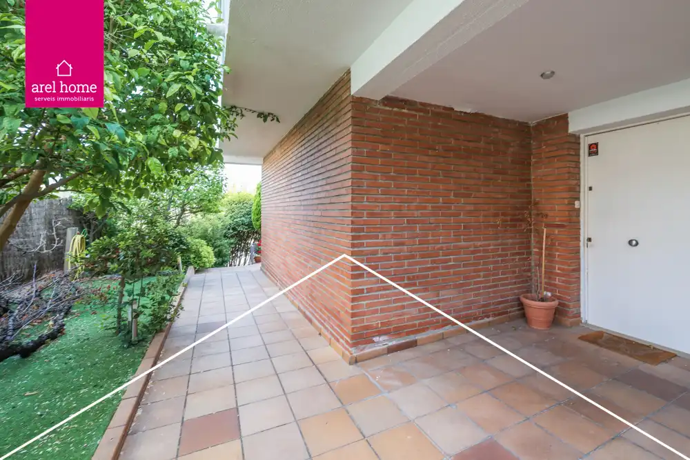 Garden of Houses for sale in Sant Just Desvern  with Heating, Private garden and Parquet flooring