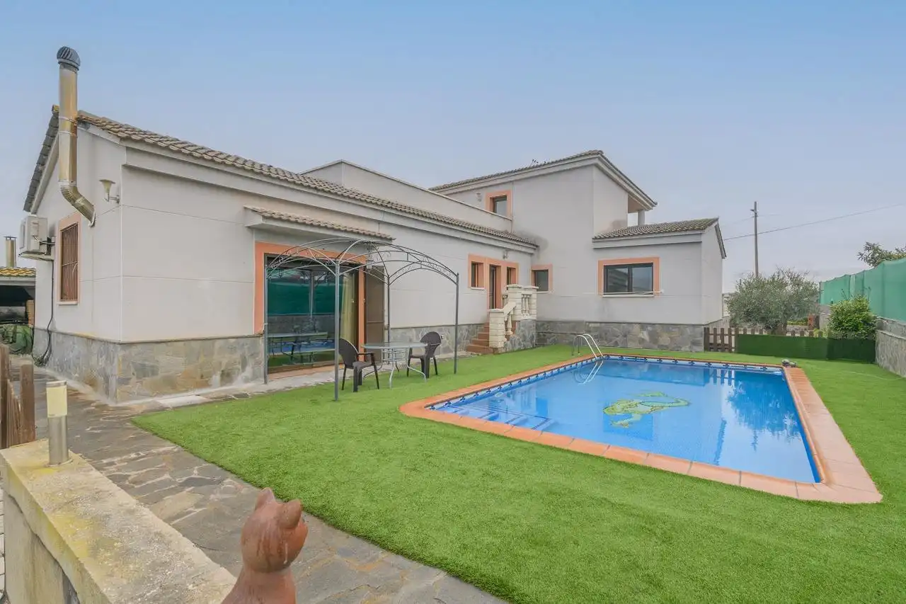 Piscina de Casa o xalet en venda en El Pont de Vilomara i Rocafort amb Jardí privat, Terrassa i Piscina