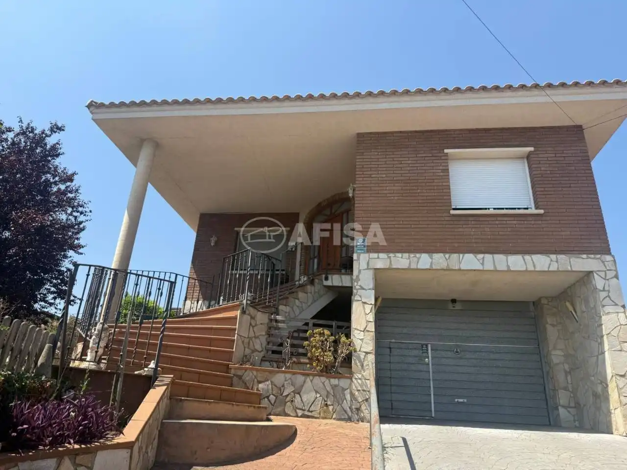 Villa avec piscine à vendre à Sils