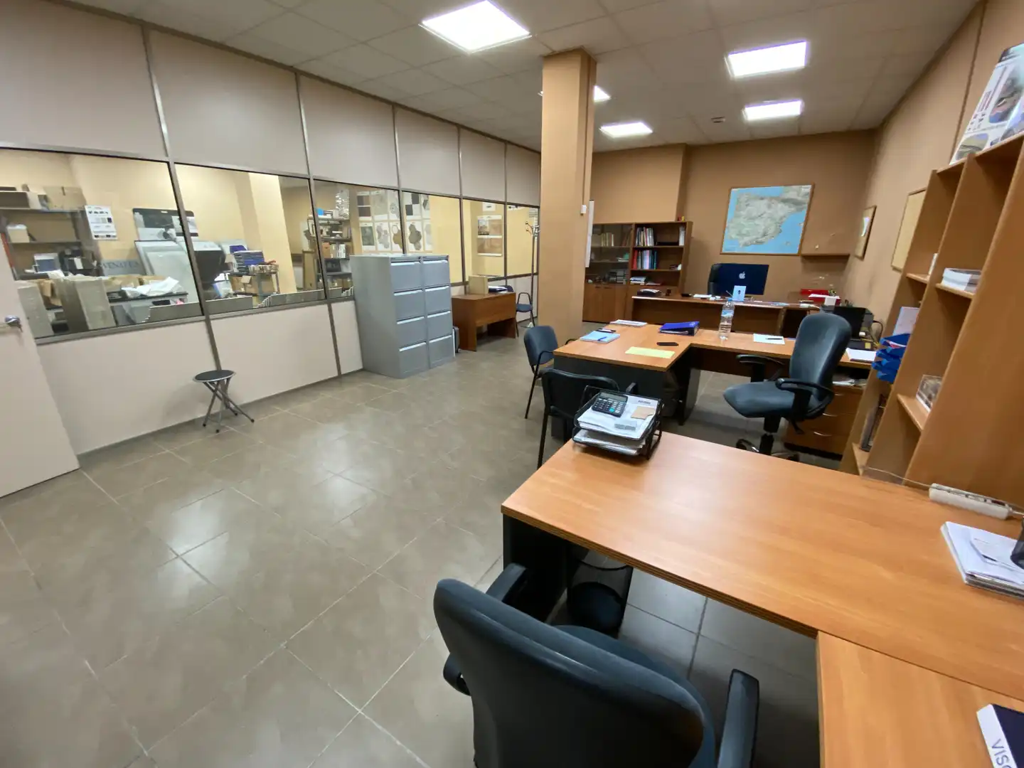 Local en venta en Quart de Poblet con Amueblado