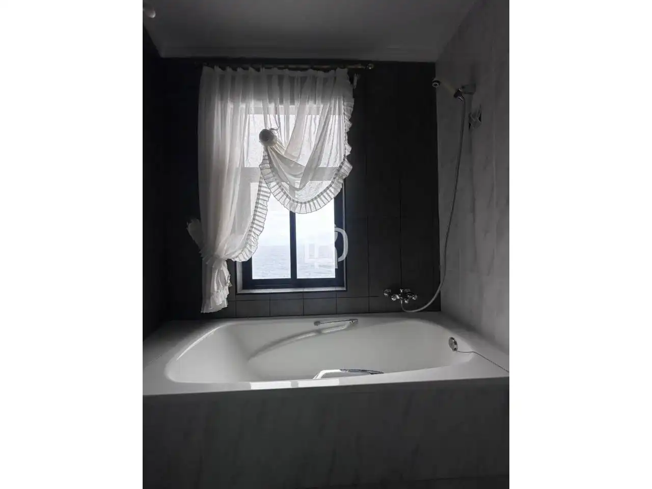 Baño de Piso de alquiler en Los Realejos con Terraza y Amueblado