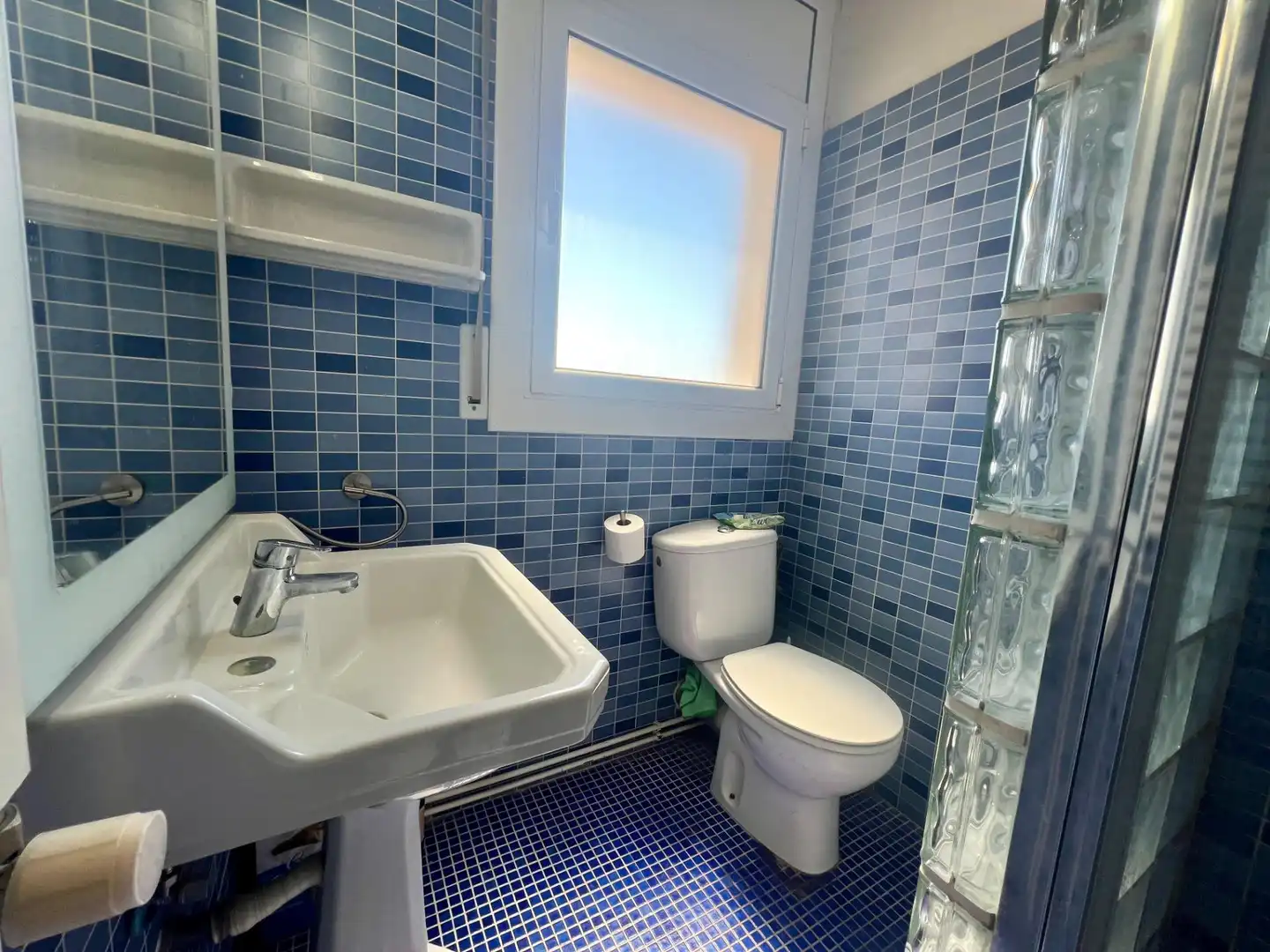 Bathroom of Flat for sale in Palamós  with Heating, Terrace and Storage room