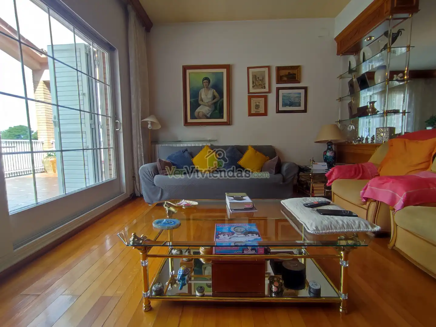 Sala de estar de Casa o chalet en venta en Gelida con Aire acondicionado, Calefacción y Jardín privado