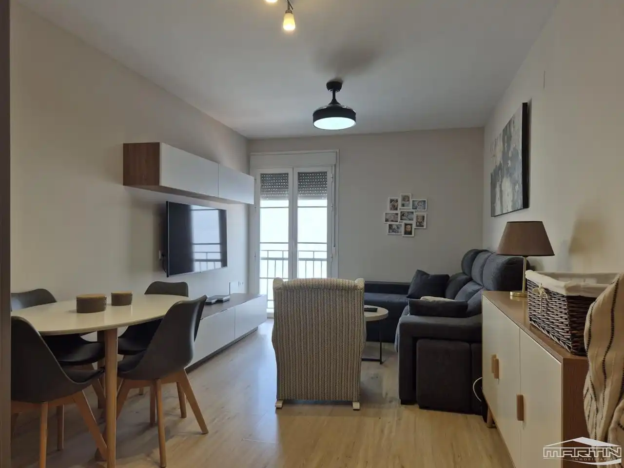 Sala d'estar de Pis en venda en Lucena amb Aire condicionat, Terrassa i Traster