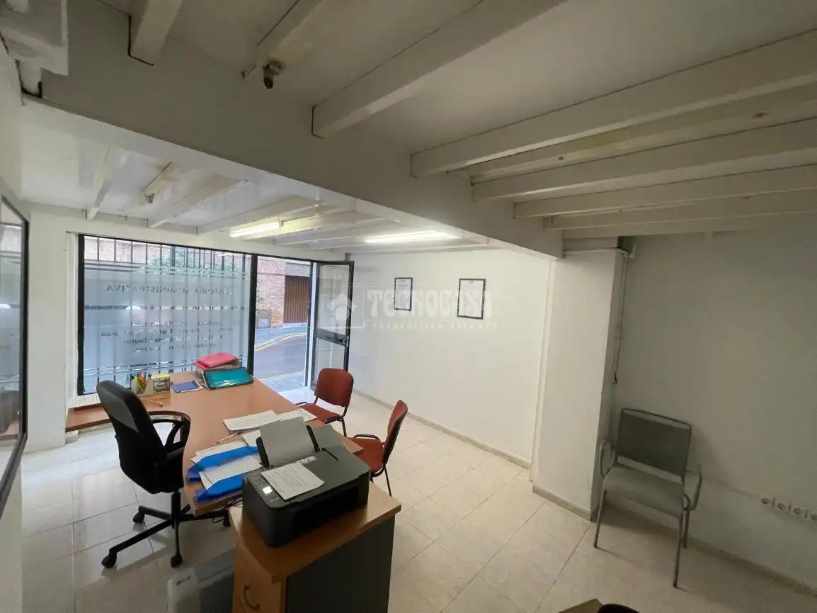 Büro zum Verkauf in Antequera