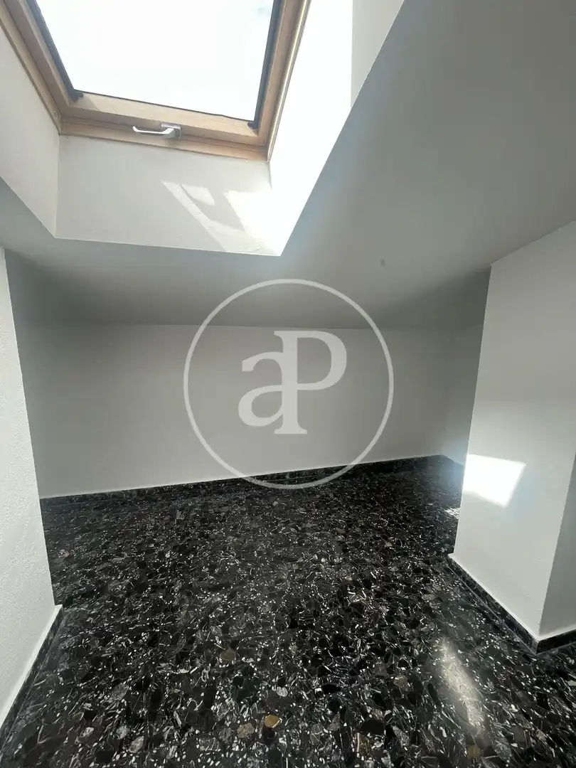 Piso de alquiler en Valencia con Aire acondicionado, Calefacción y Terraza
