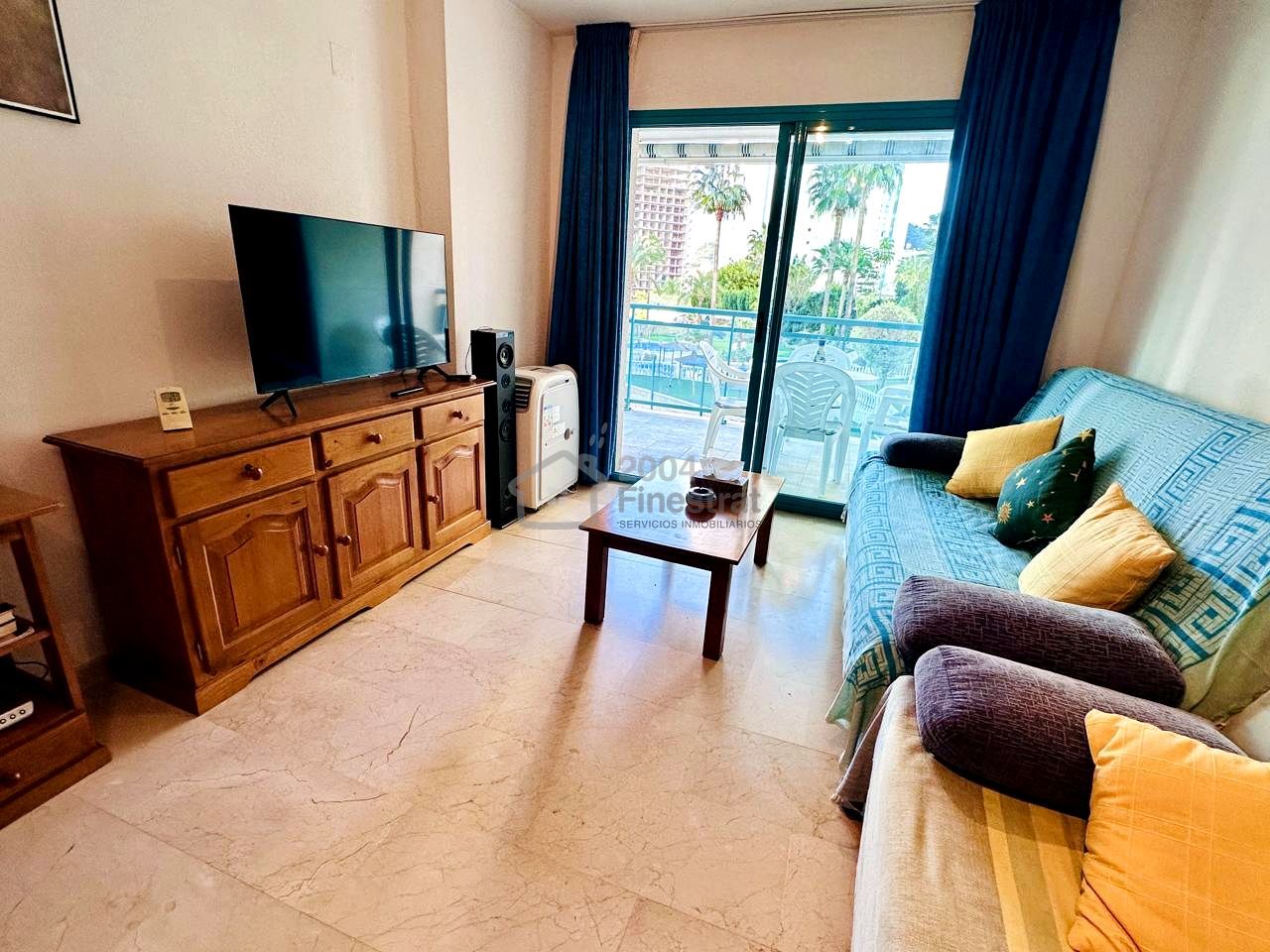 Sala d'estar de Apartament en venda en Villajoyosa / La Vila Joiosa amb Aire condicionat, Terrassa i Moblat